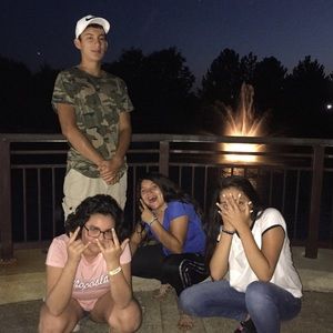 Meet your Posher, Noemi